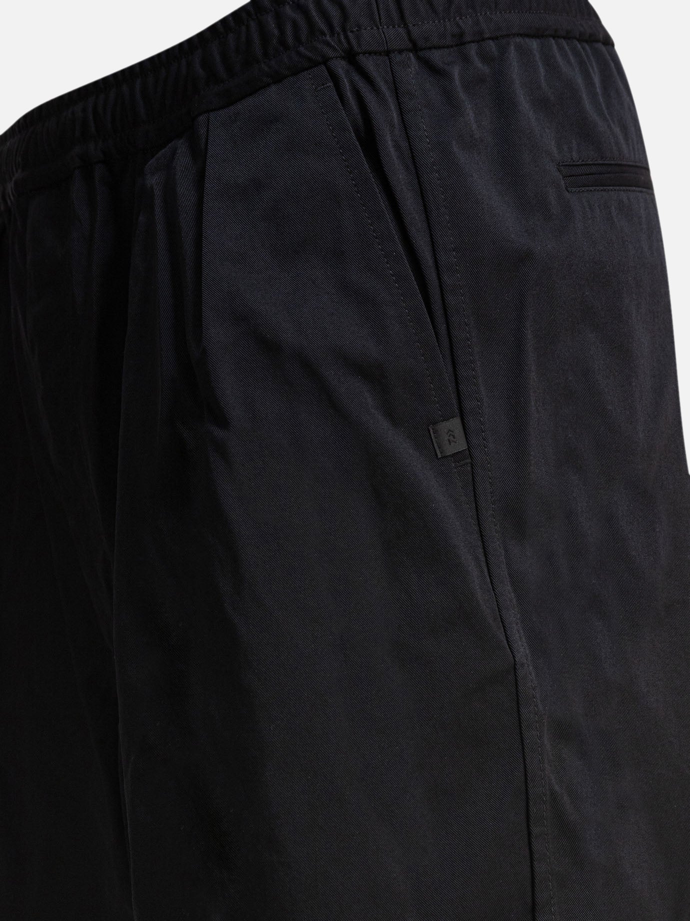 Short cinque tasche Solid colour  Nero - Daiwa Pier 39 Uomo | PDP | VIETTI Online Store | Zoom-Modal_4
