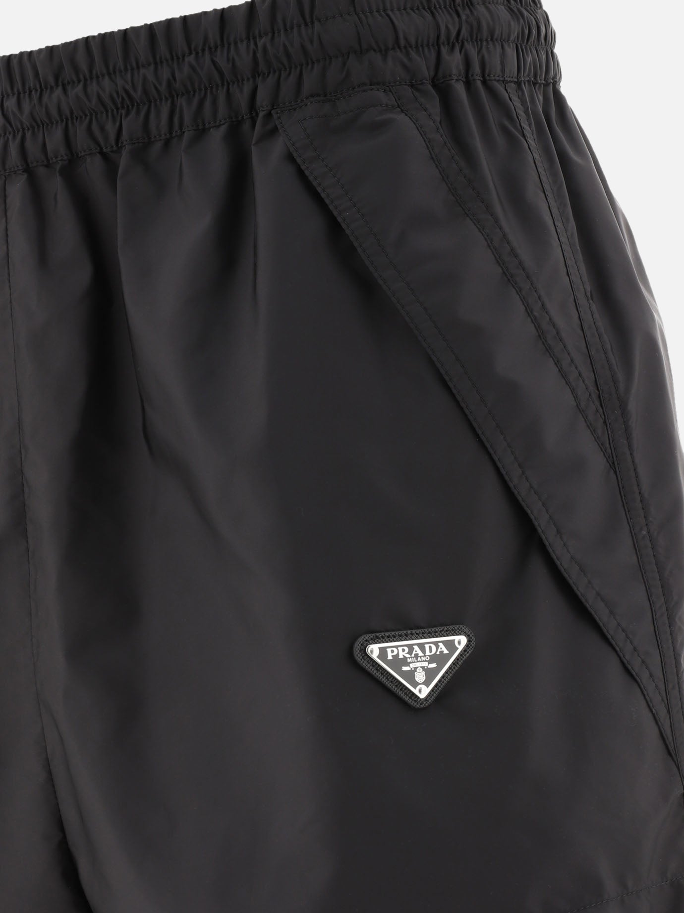 Short in Re-Nylon leggero