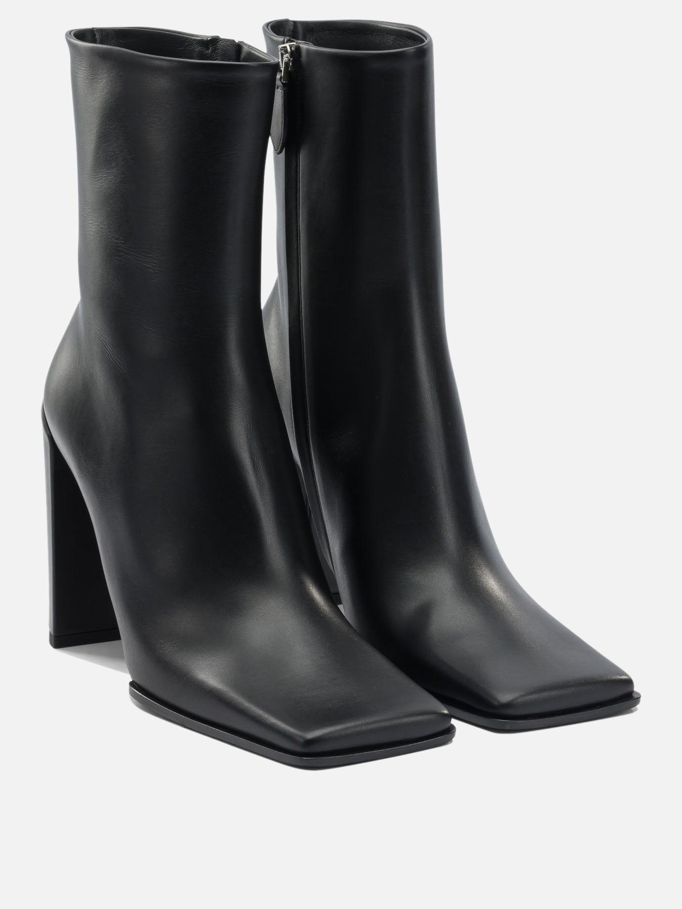 Stivaletti con zip 95% lamb leather 5% leather - 80% lamb leather 20% rubber  Nero - Alaïa Donna | PDP | VIETTI Online Store | Zoom-Modal_2
