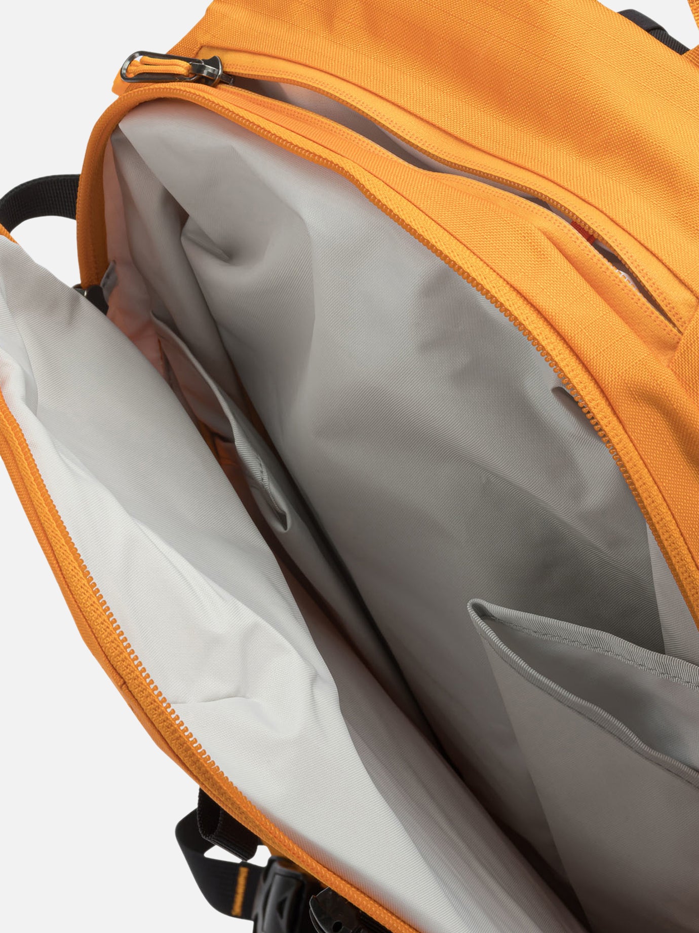 Sport backpacks 100% nylon - Padding: 70% polyethylene 30% ethylene vinyl acetate (foam) - Lining:100% nylon  Orange - Arc&#39;teryx Men | PDP | VIETTI Online Store | thumbnail_5