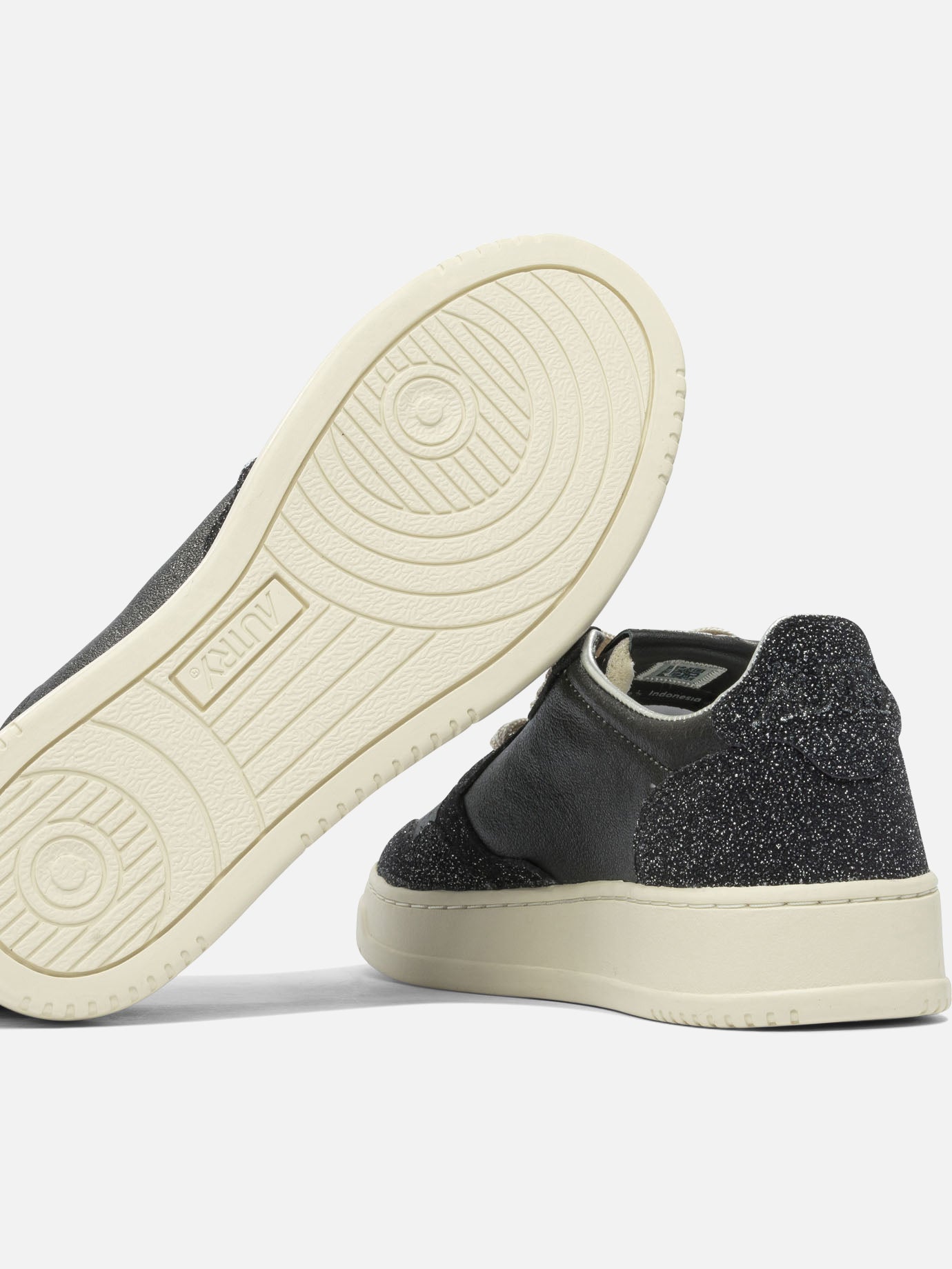 Sneaker basse 100% cow leather - 100% rubber  Nero - Autry Donna | PDP | VIETTI Online Store | Zoom-Modal_5
