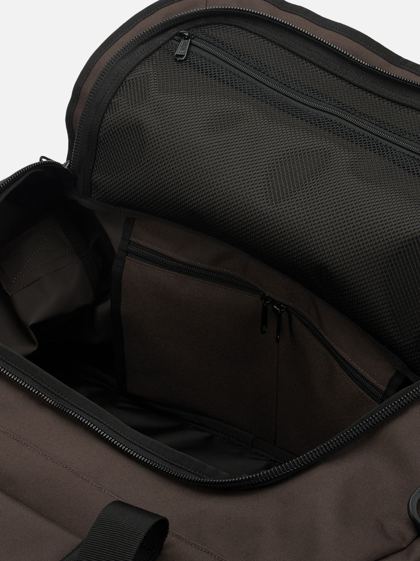 Travel bags 100% recycled polyester  Brown - Carhartt WIP Men | PDP | VIETTI Online Store | thumbnail_5