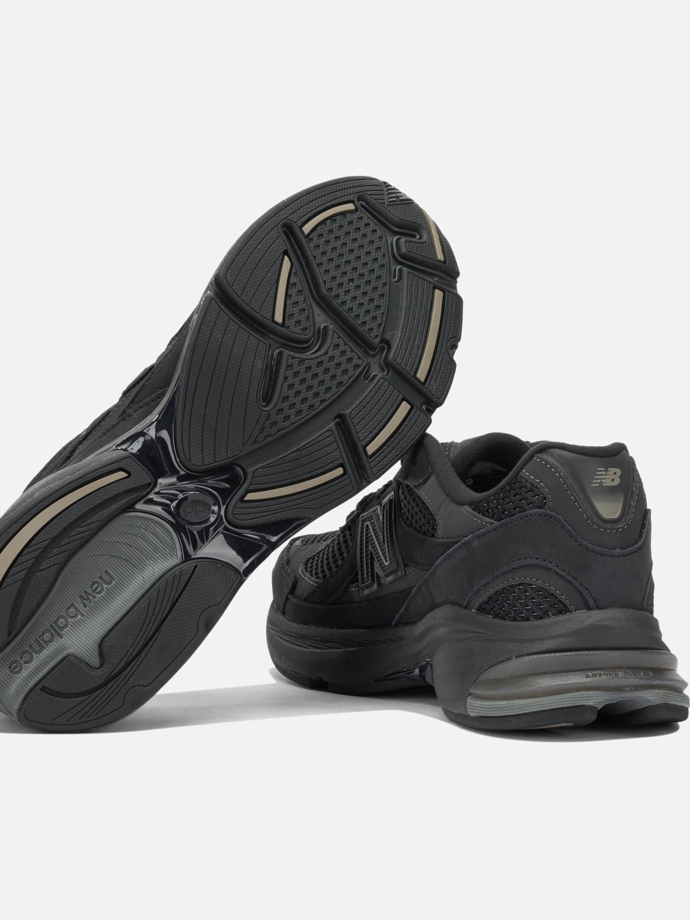 Sneaker basse 50% leather 50% mesh - 100% rubber  Nero - New Balance Uomo | PDP | VIETTI Online Store | Zoom-Modal_5
